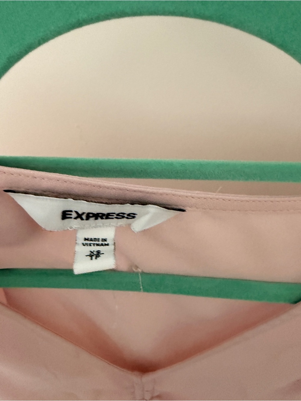 Express Blush Pink Ruffle Ruched V-Neck Top - Picture 3 of 3